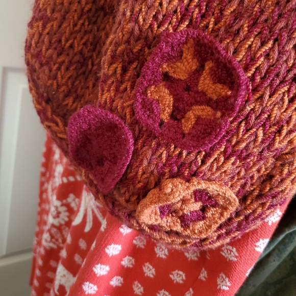 Arden B Knitted Handbag - Picture 5 of 5